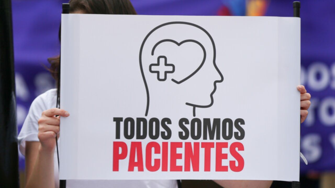 pacientes_sistema_de_salud_0.jpg
