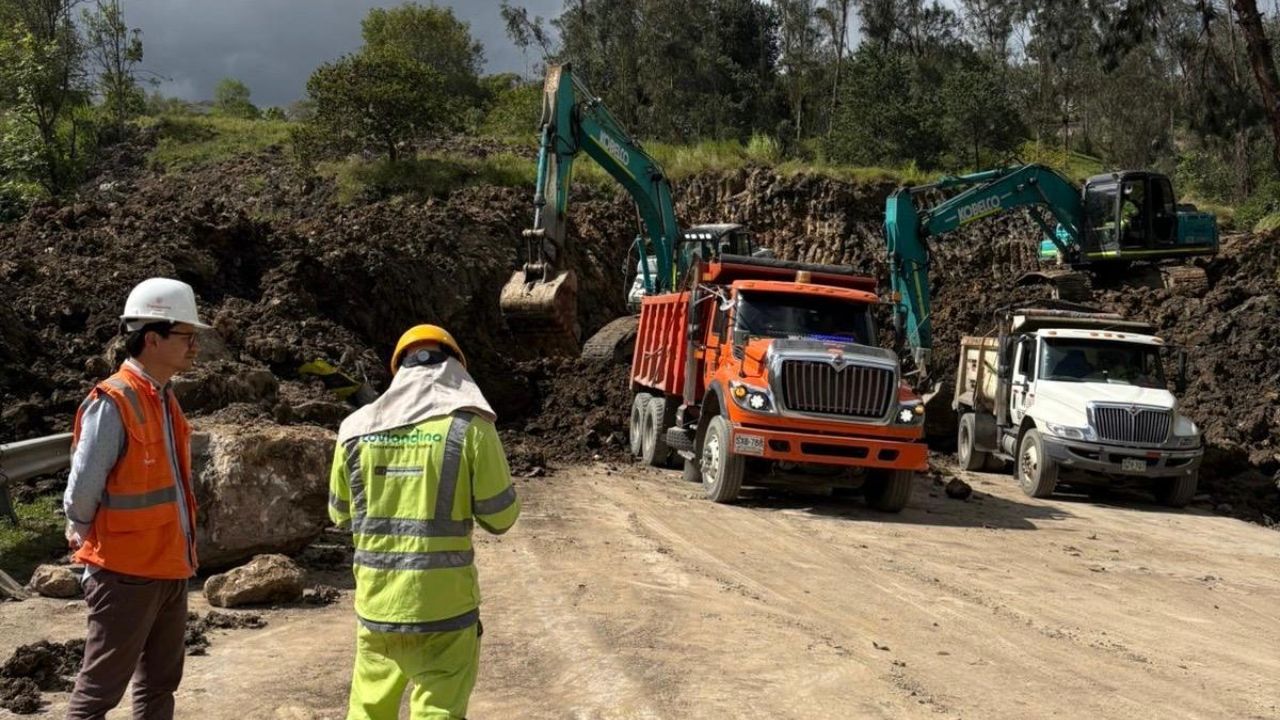 Cierre de la Vía al Llano provoca pérdidas