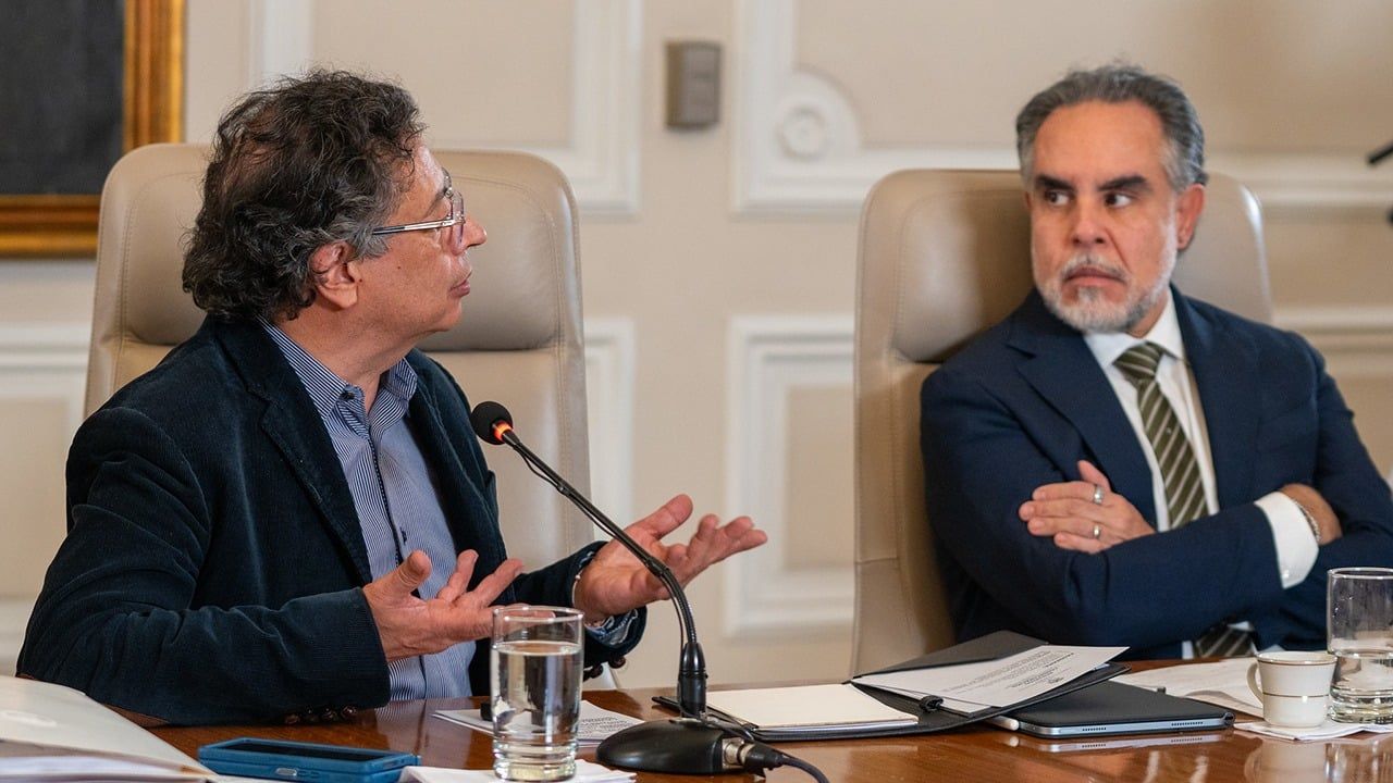 El presidente Gustavo Petro y el ministro del Interior Armando Benedetti.