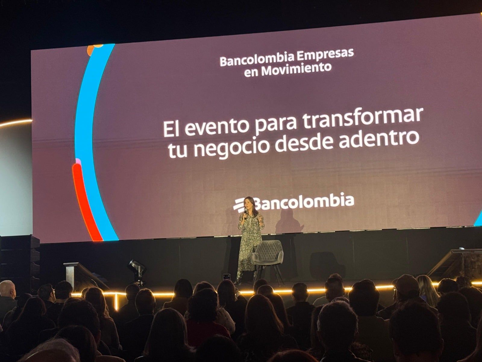 Luz María Velásquez, vicepresidenta de Negocios, Personas, Pymes y Empresas de Bancolombia