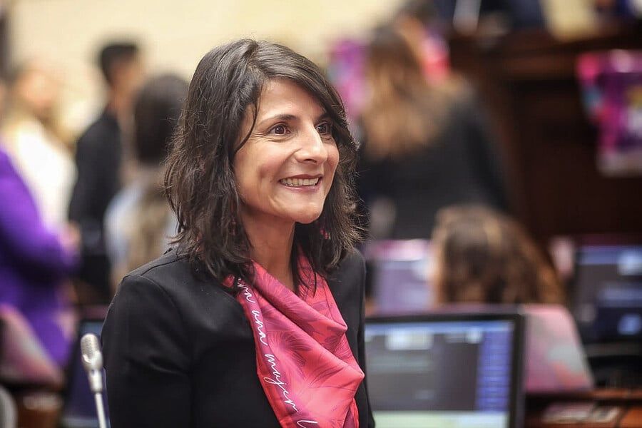 Irene Vélez 12345
