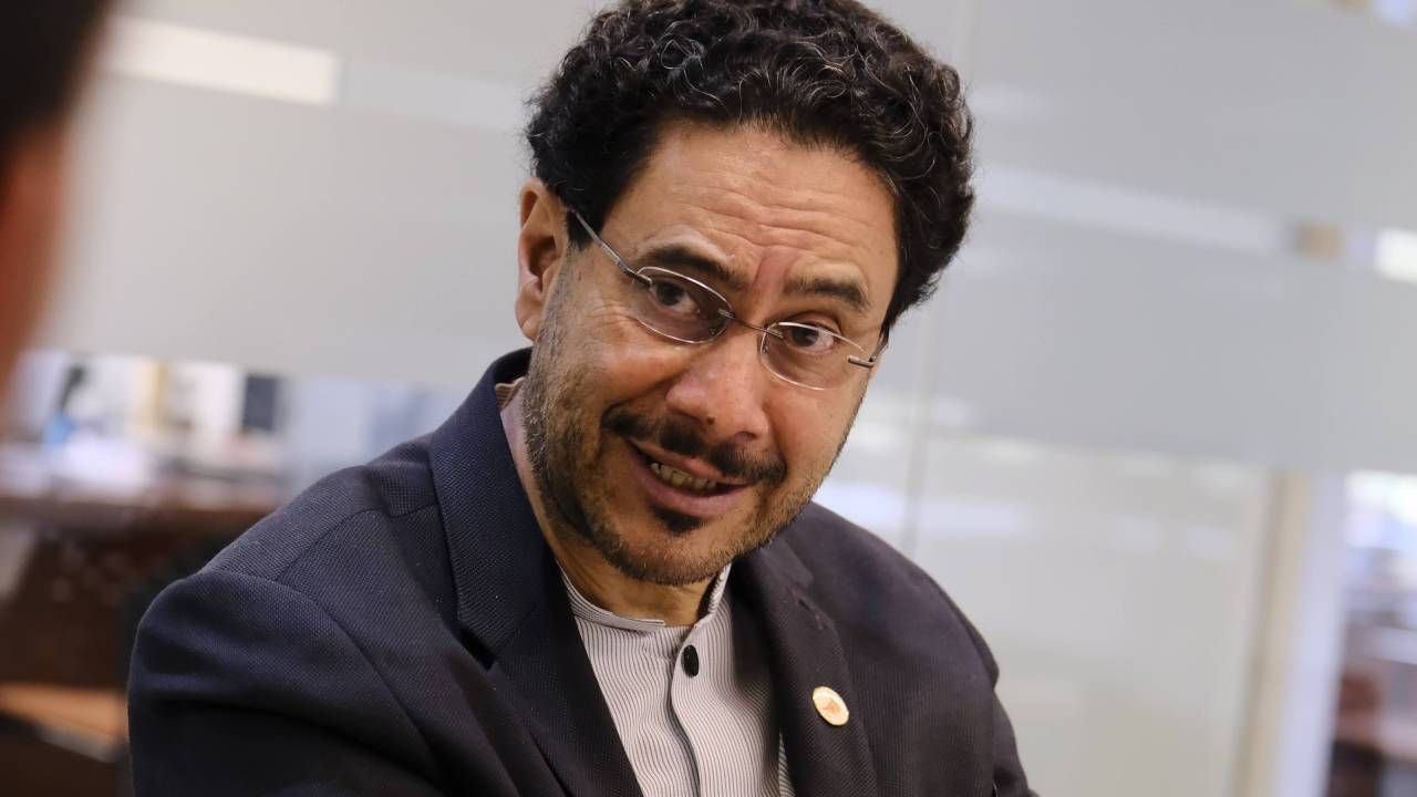 Iván Cepeda 10