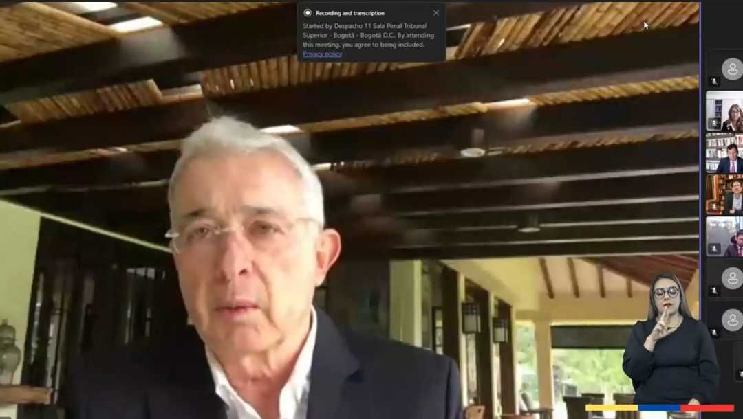 Álvaro Uribe en la audiencia