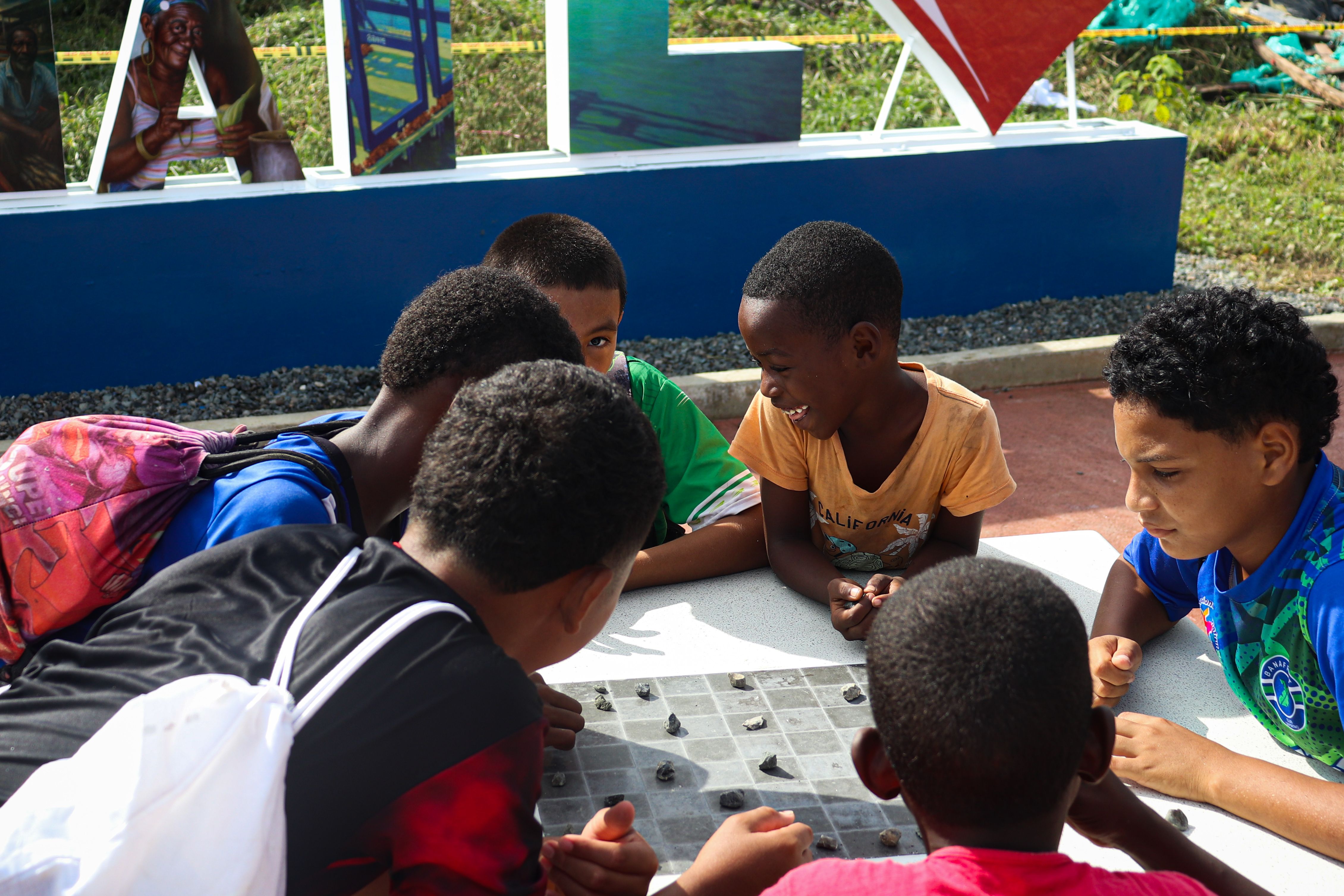 NIÑOS urabá  antioqueño