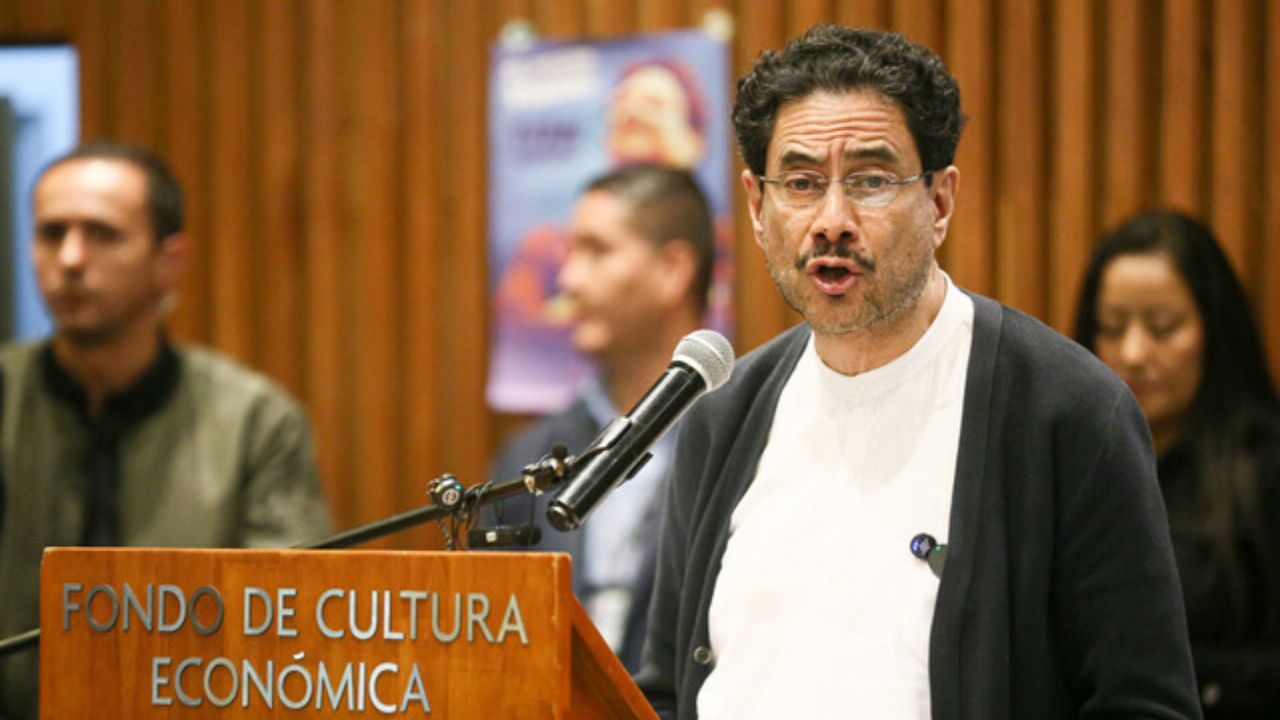 Precandidato Iván Cepeda 3