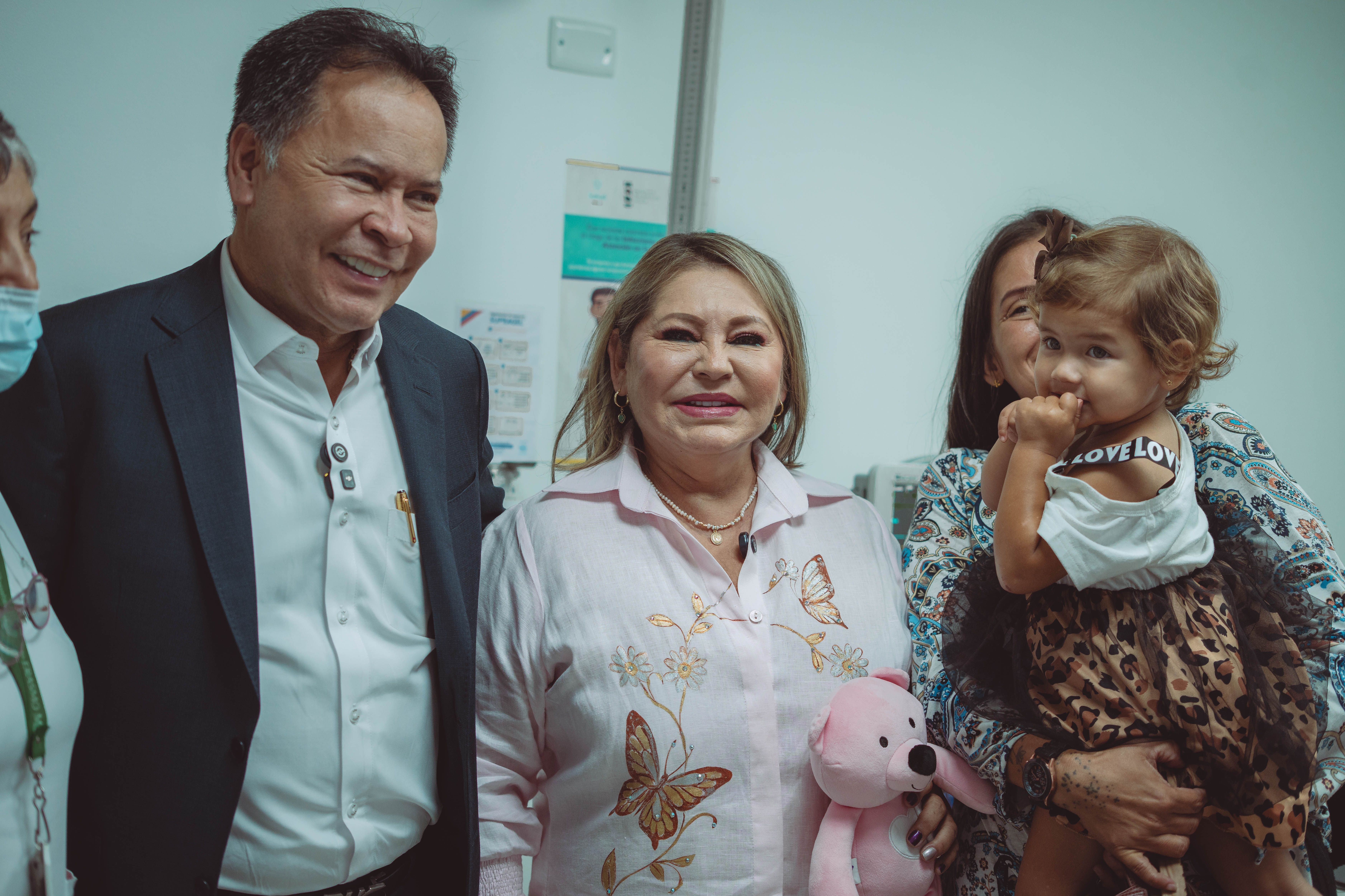 “Se está contribuyendo al mejoramiento de la calidad de vida y el desarrollo de la región, porque faltaba la parte social, y hemos logrado sacar adelante lo que corresponde en vida, salud, educación, escenarios deportivos y demás”: William Villamiza