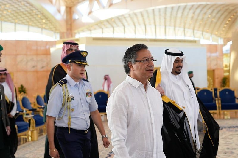 Gustavo Petro en su viaje a Medio Oriente.