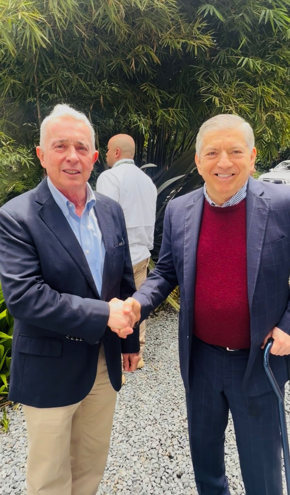 Álvaro Uribe y César Gaviria en en un encuentro reciente.