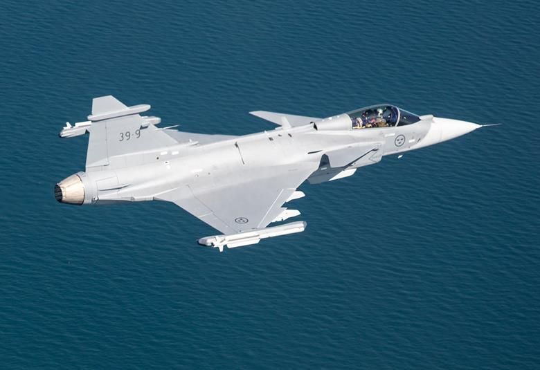 SUECIA  AVION