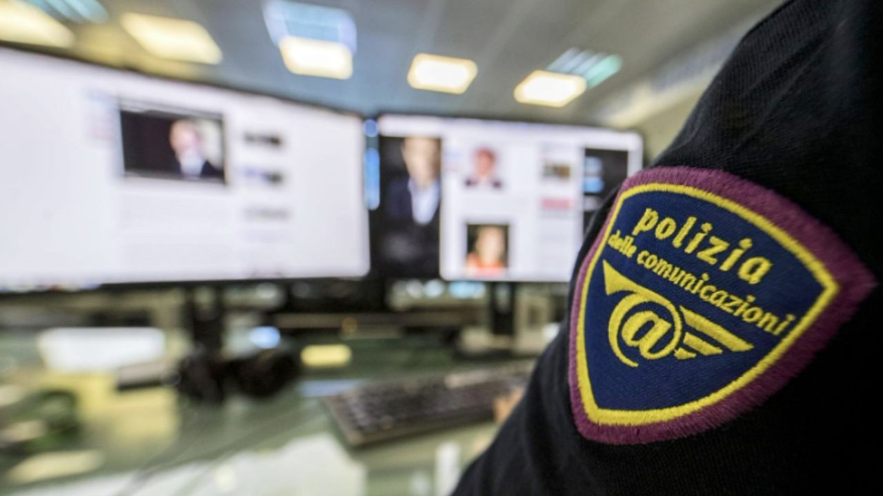 Policía Italia 2