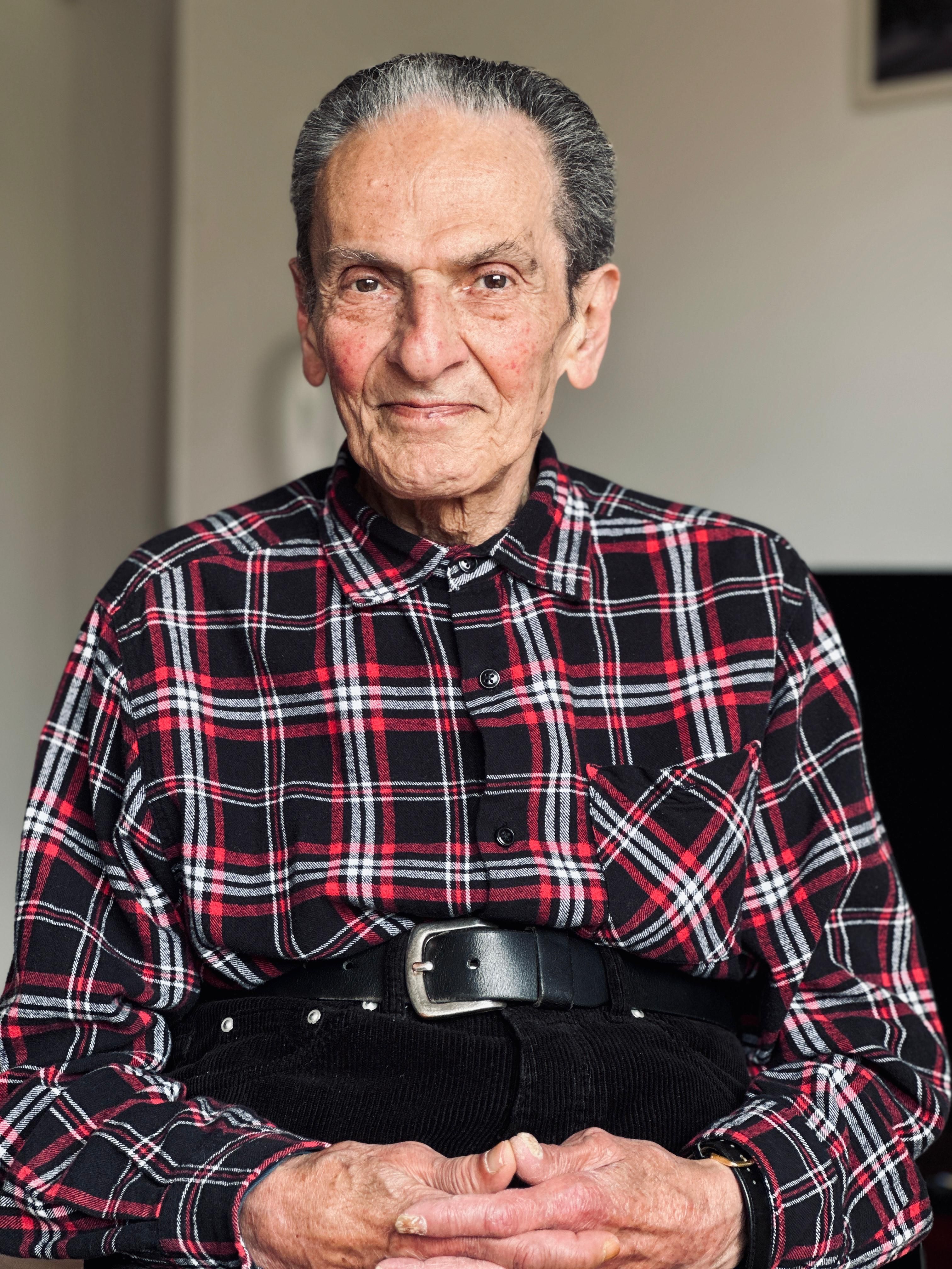 Luis Fayad, autor de ‘El hombre más feliz de la fiesta’ interna