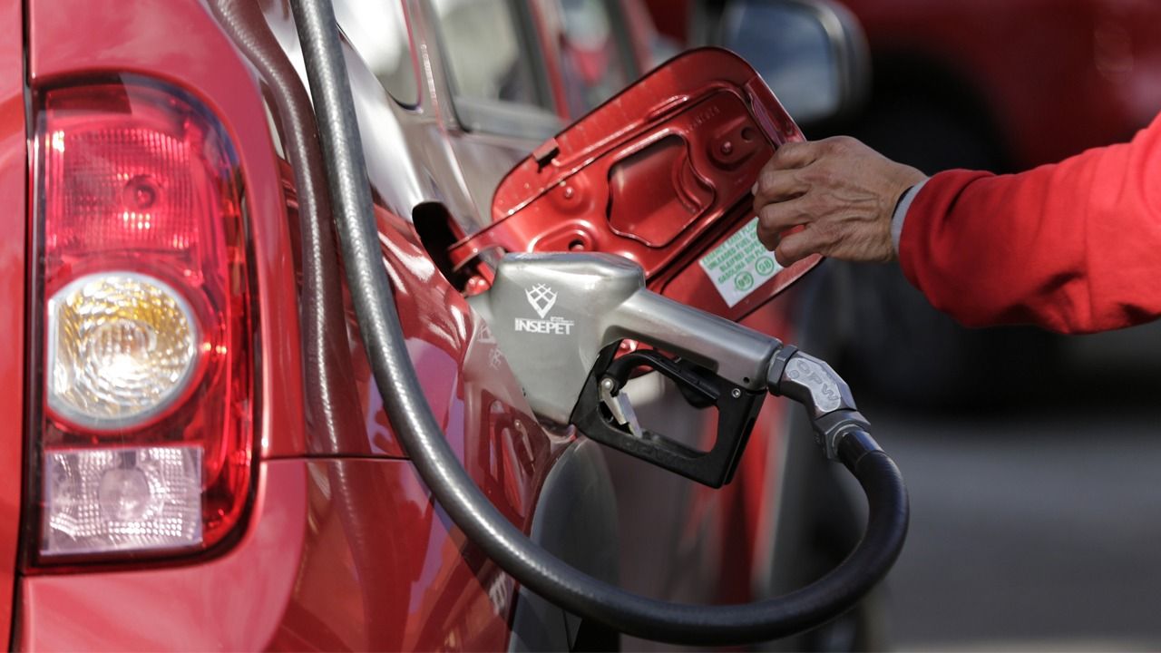 photologuephotos2024-02gasolina_2jpeg