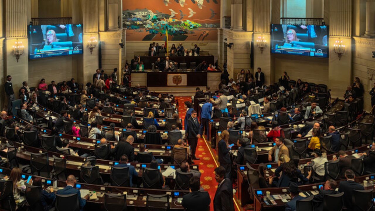 Congreso sobre Cartel de los Soles