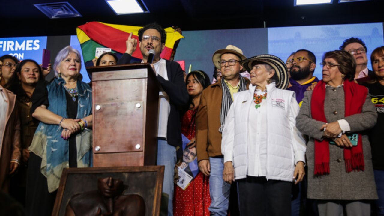 Decisión sobre inscripción de Iván Cepeda en el CNE 3