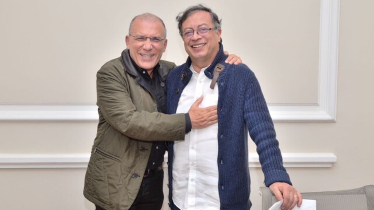 Roy Barreras y el presidente Gustavo Petro