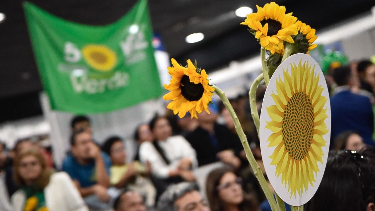 Disputas Alianza Verde 7