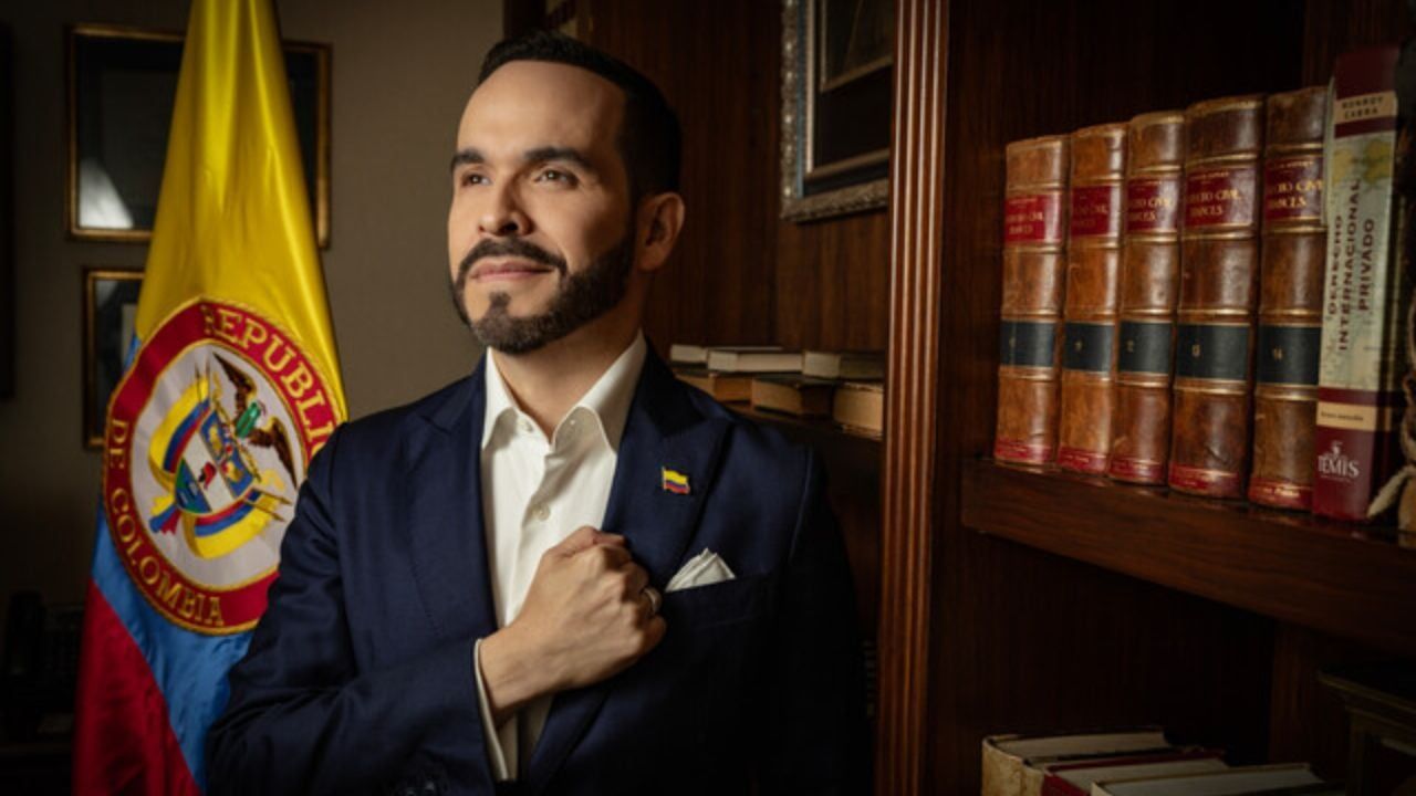 Abelardo de la Espriella en regiones 7