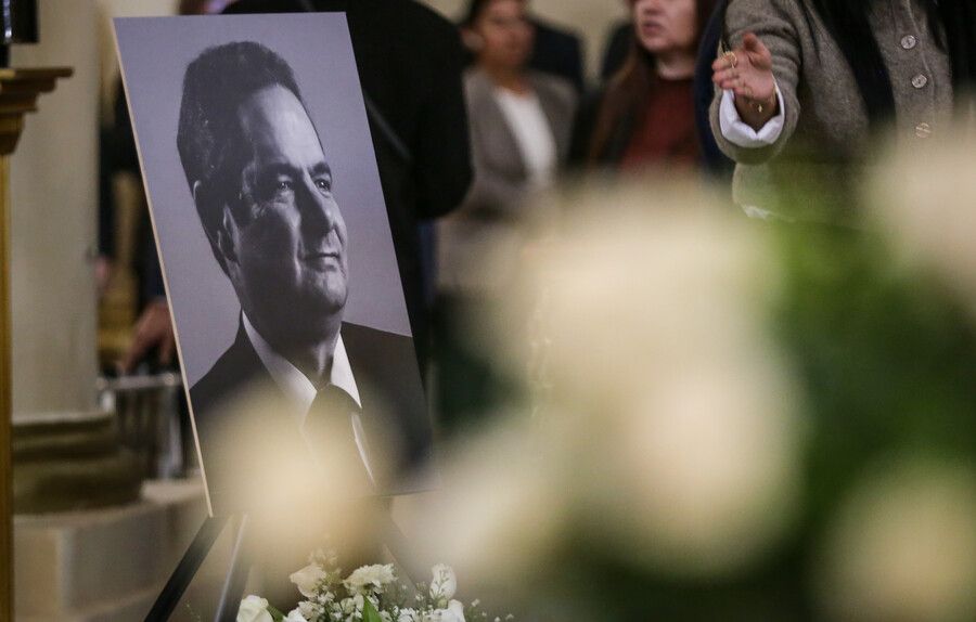 En la Catedral Primada de Colombia se llevaron a cabo las exequias del exvicepresidente Germán Vargas Lleras, ceremonia a la que asistieron sus familiares, expresidentes de la República y distintas figuras políticas del país. Foto: Colprensa - Catali